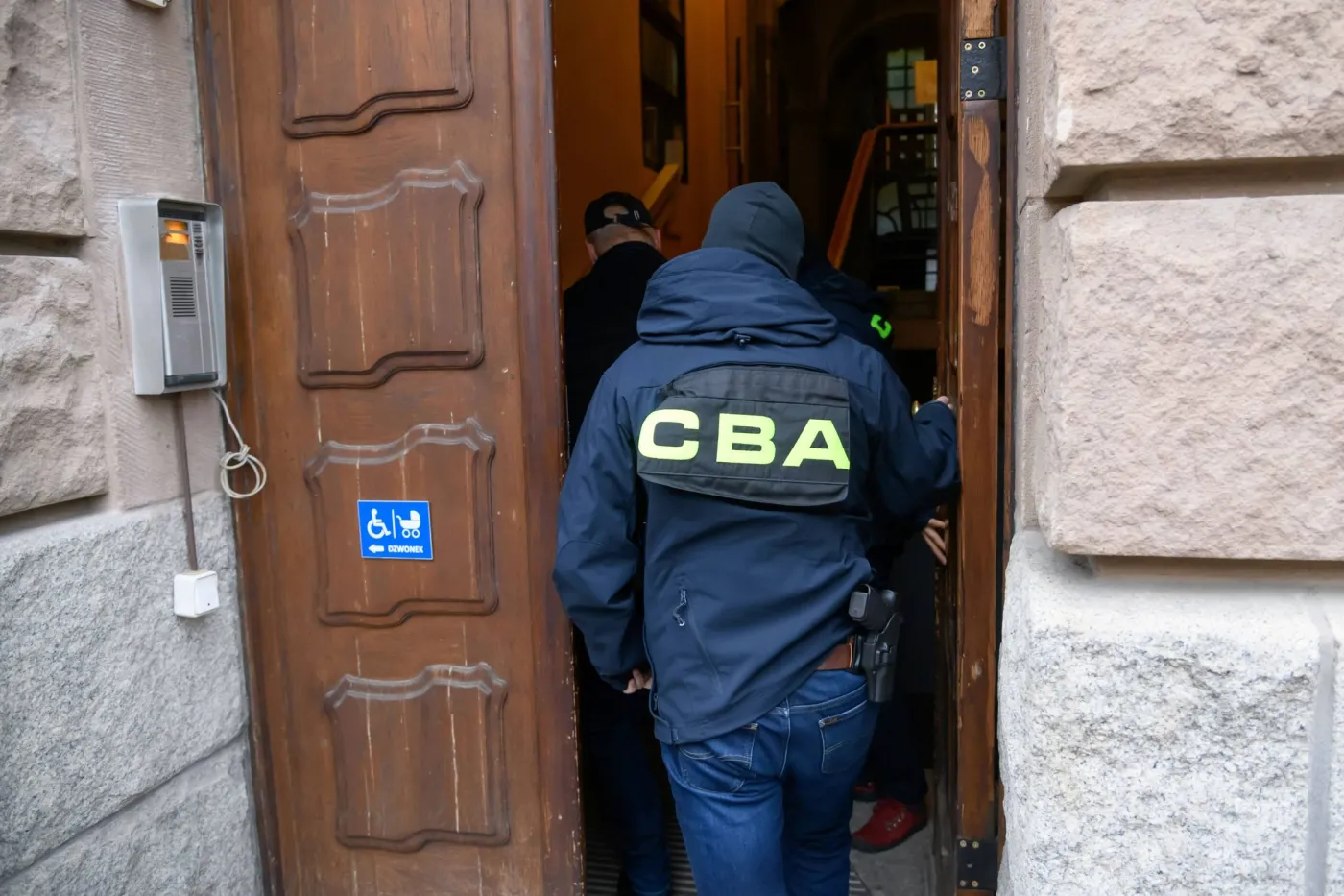 Tak wiceburmistrz postawił blok wśród domków. KULISY afery korupcyjnej w Warszawie