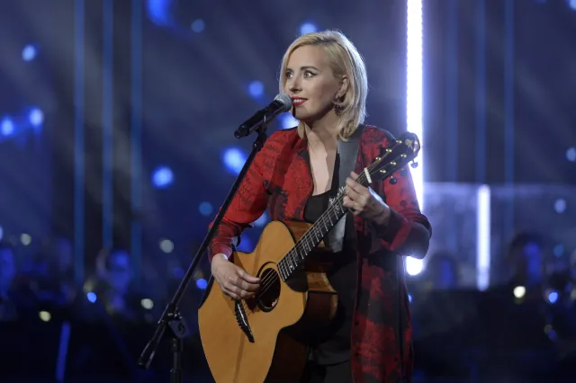 Krzysztof Stanowski bezprawnie wykorzystał utwór Edyty Bartosiewicz? Piosenkarka wydała OŚWIADCZENIE