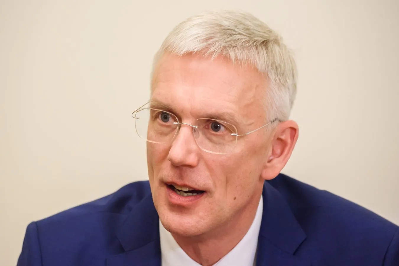 Zaskakująca decyzja premiera Łotwy. Podał się do dymisji