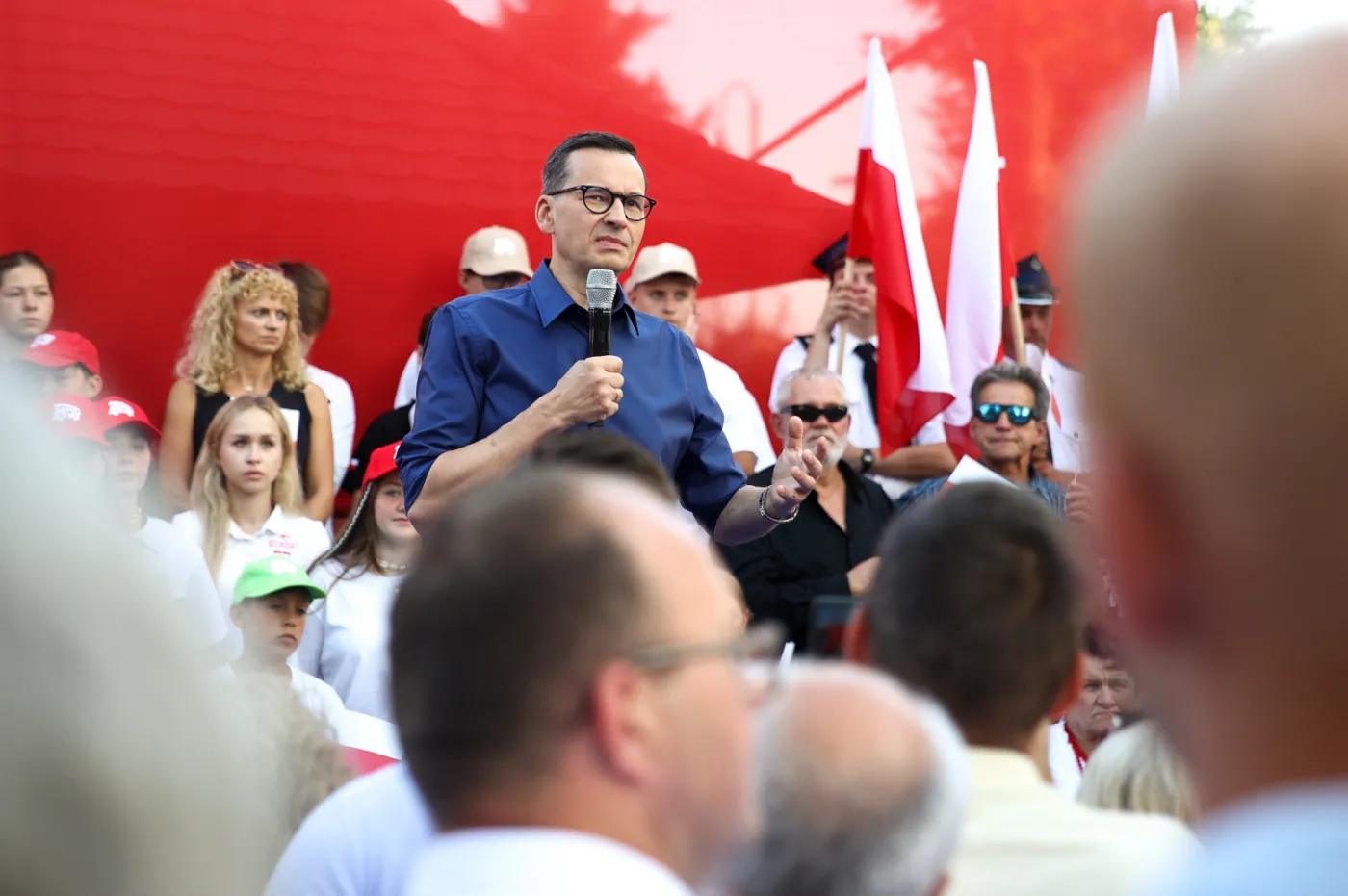 Wędka, ryba... haczyk? Morawiecki odpowiada na słowa Ewy Kopacz