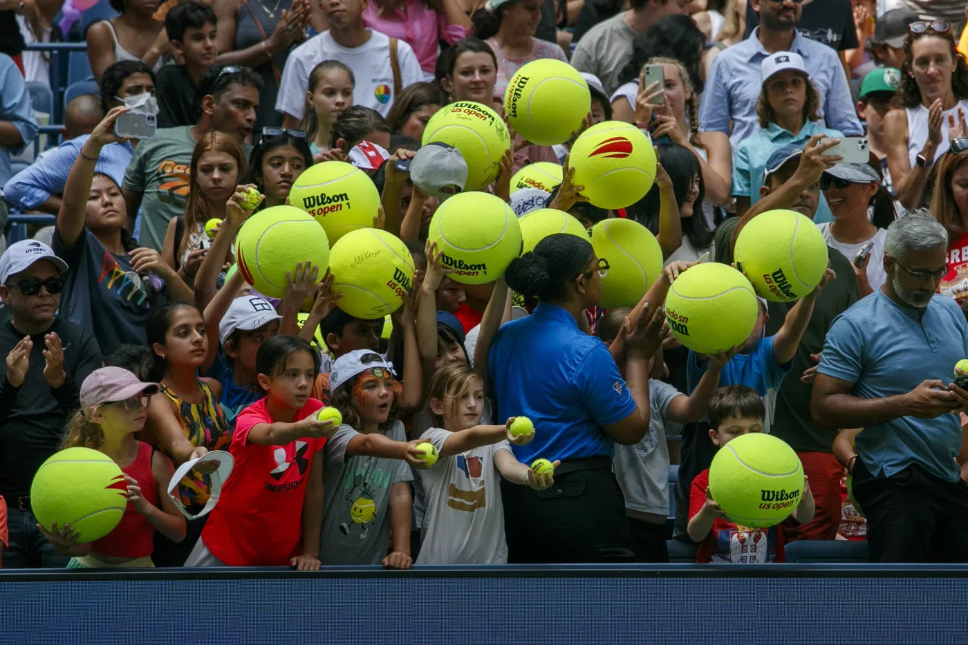 Gwiazdor NBA "chłopcem" od podawania piłek na US Open