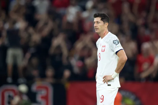Robert Lewandowski: Musimy przeprosić kibiców. Zawiedliśmy, czuję się za to odpowiedzialny