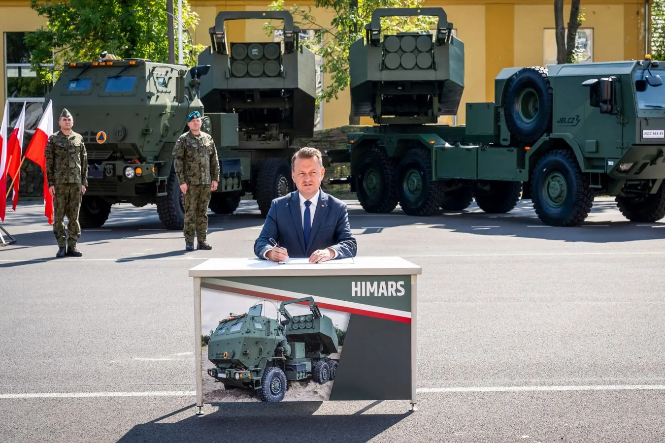 Polskie MON wyciąga wnioski z walk nad Dnieprem. Przedwyborczy maraton zakupów dla armii trwa