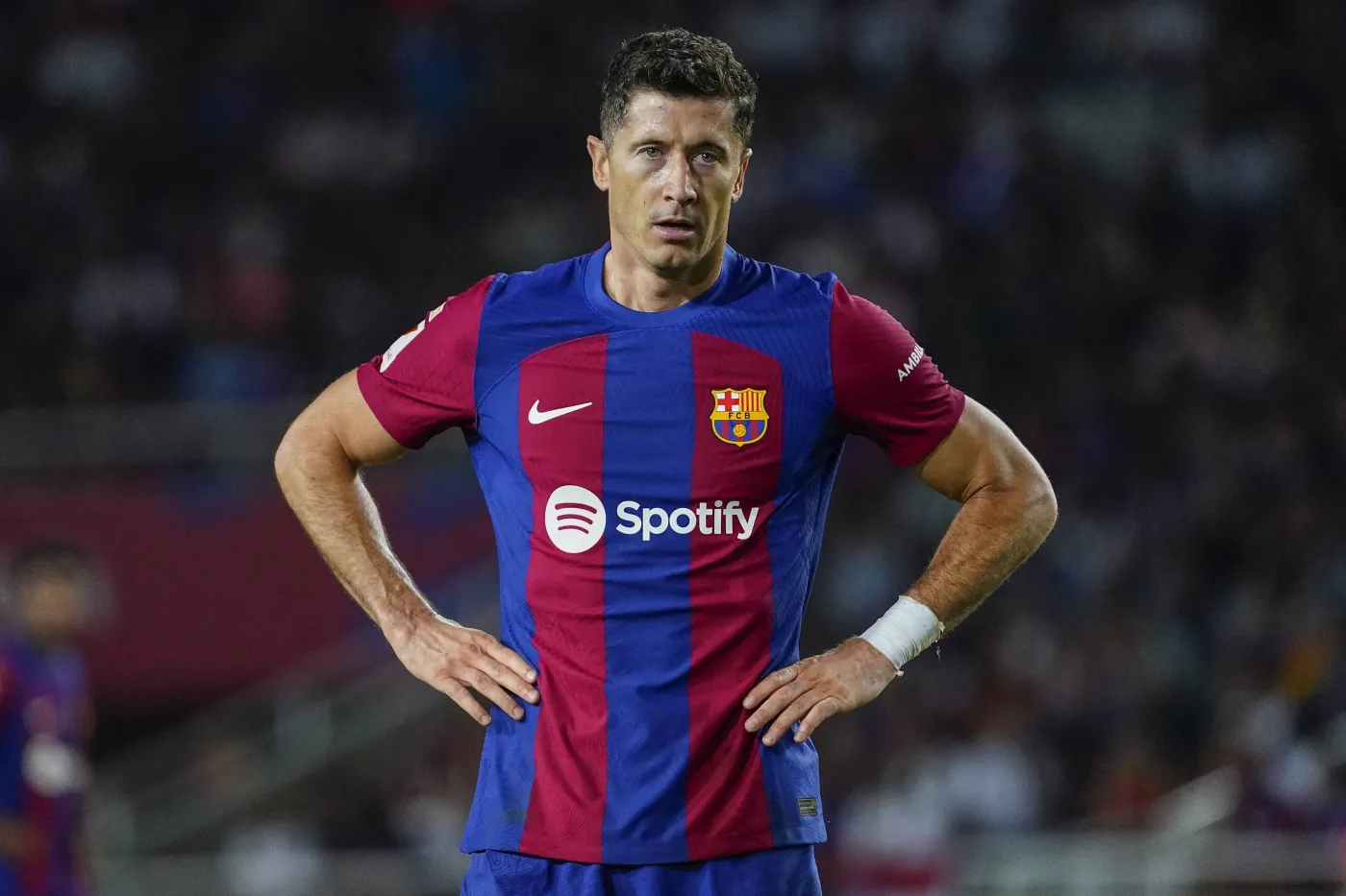 Robert Lewandowski zszedł z boiska w 34. minucie. Zobacz, co się stało [WIDEO]