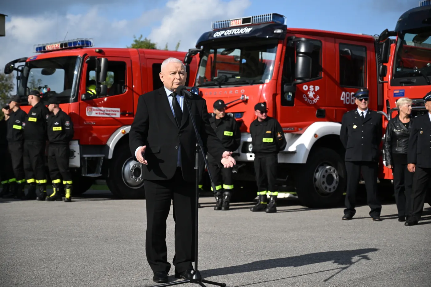 Ostatnie przemówienie Kaczyńskiego w tej kampanii. Wystąpienie zostało przerwane...