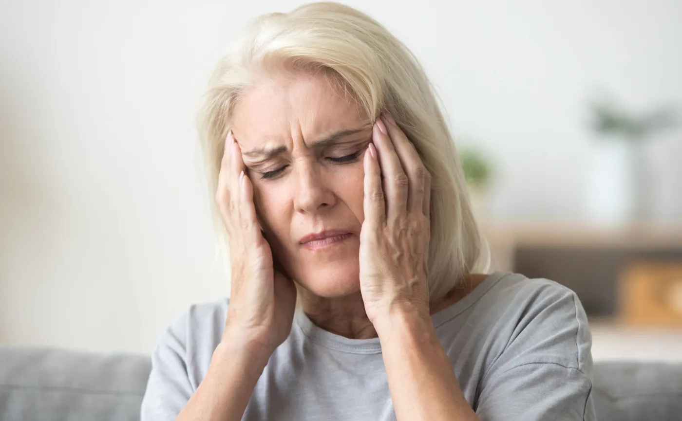 Zepsuty ząb źródłem migreny i anginy Ludwiga?