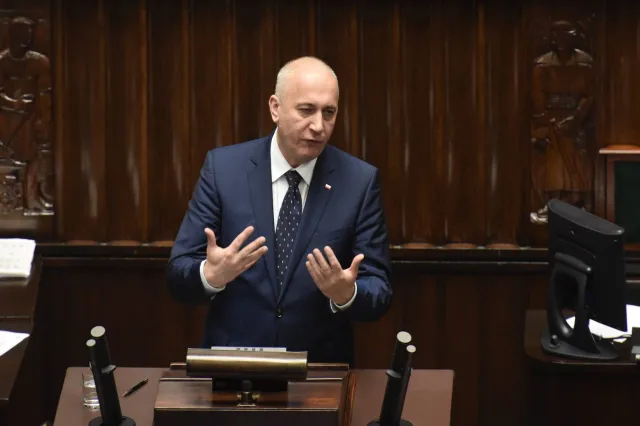 Joachim Brudziński: W przeciwieństwie do naszych oponentów nie jesteśmy oszalali z nienawiści