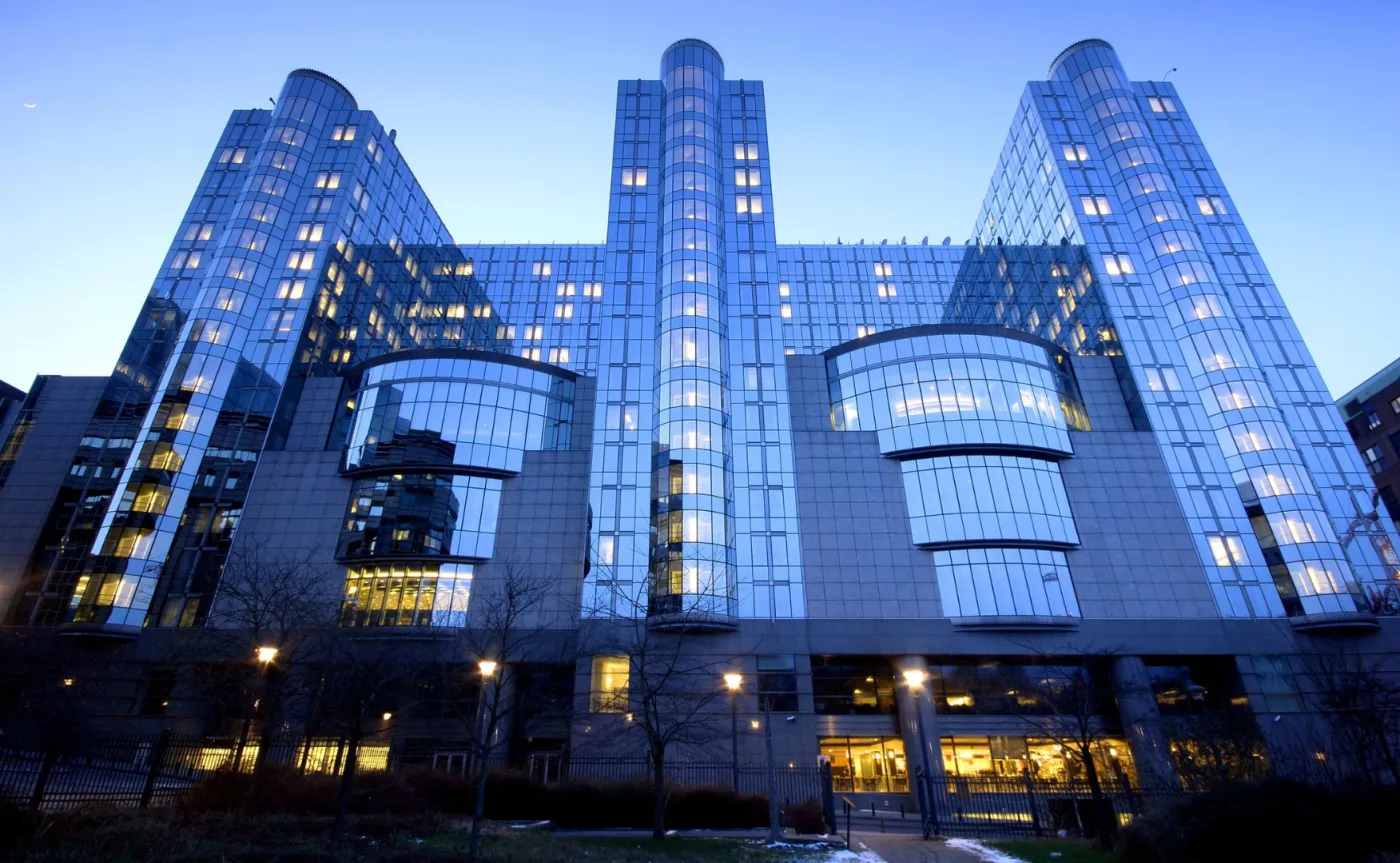 Pełne embargo na import surowców z Rosji? Jest rezolucja PE