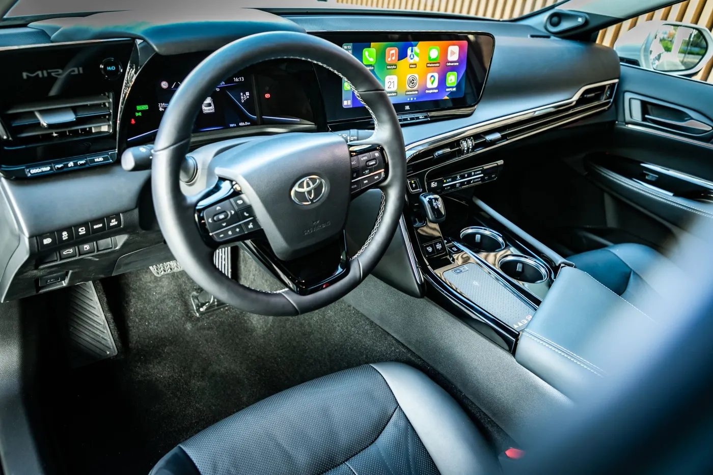 toyota-mirai-2023-37972276.jpg