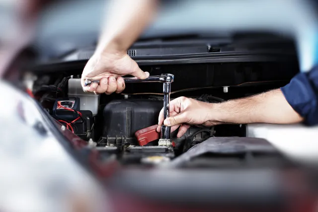 Naprawa samochodu zdrożała o 42 proc. Te marki drenują kieszenie