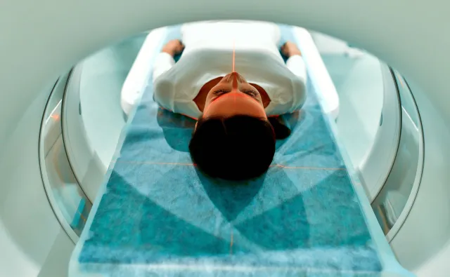 Rezonans magnetyczny - na czym polega to badanie?