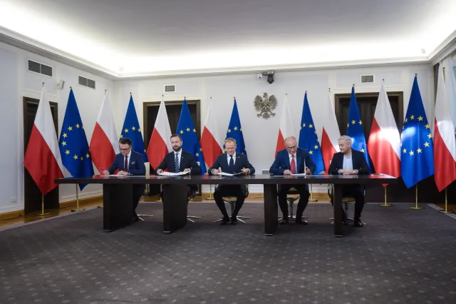 Zlikwidowanie CBA, naprawa mediów publicznych, odblokowanie środków z KPO. SZCZEGÓŁY umowy koalicyjnej