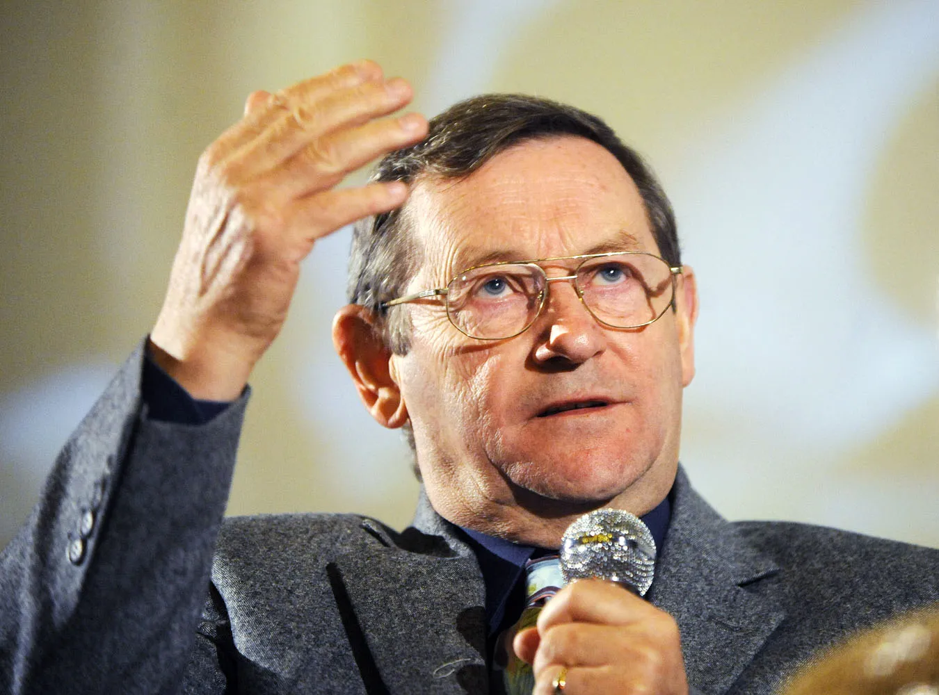 Norman Davies o końcu Putina. On jest za słaby, żeby...