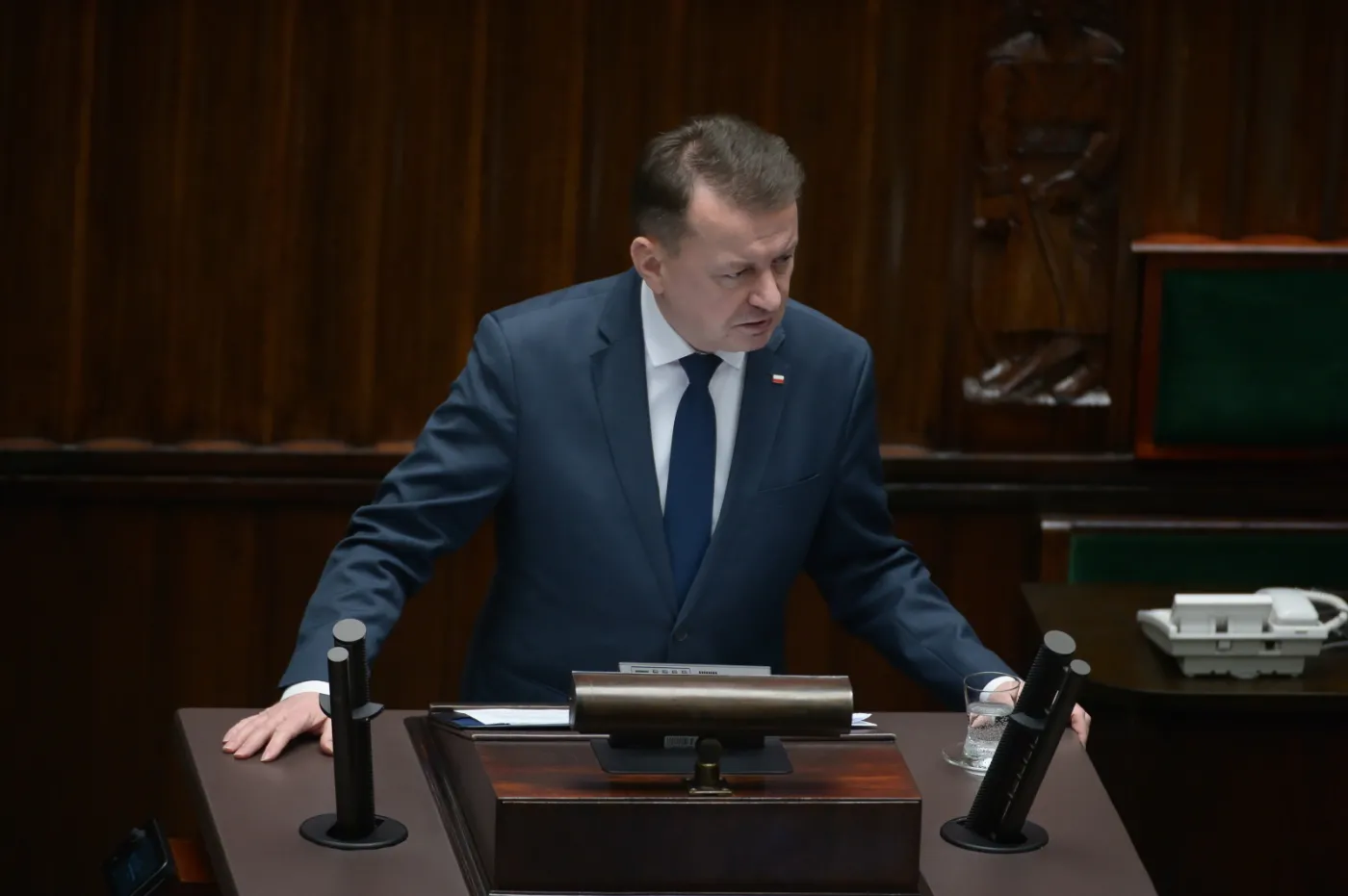 Błaszczak odrzekł na słowa Tuska o "manifeście szarego człowieka": Pan nie ma skrupułów