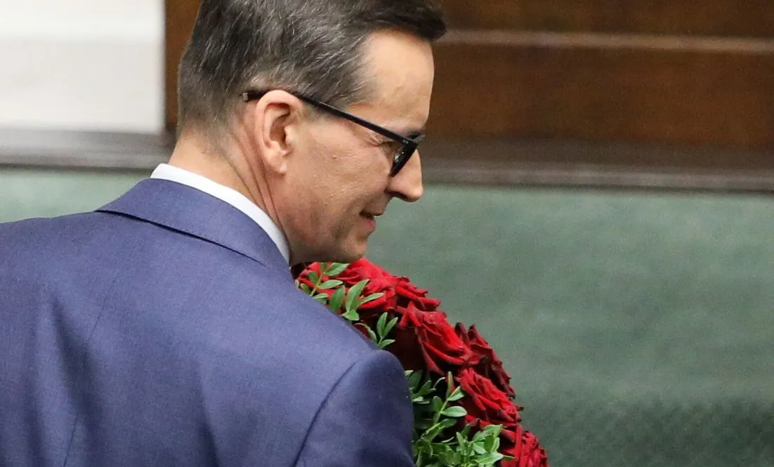 "Dbajmy o Polskę, niepodległość i demokrację". Morawiecki w internetowym wpisie przypomina i apeluje...