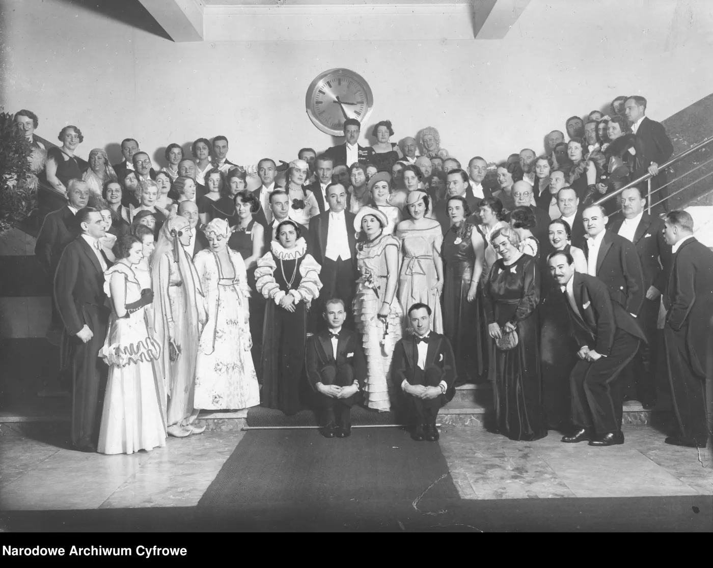 Zapusty. Karnawałowe tradycje i zwyczaje naszych babć i dziadków