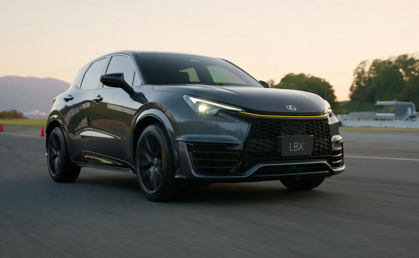 lexus-lbx-morizo-rr-38056543.jpg