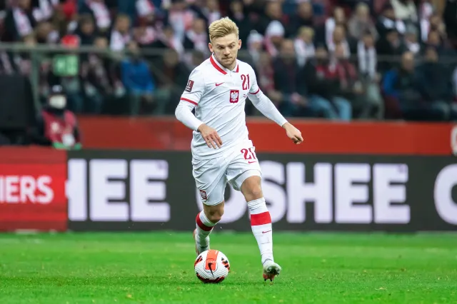 Kamil Jóźwiak z USA przeprowadza się do Hiszpanii. Będzie grał w Granadzie