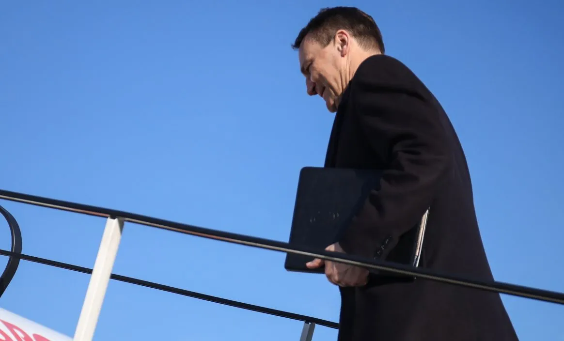 Sikorski ostrzega Niemcy. "Broń nuklearna w pobliżu Kaliningradu może dosięgnąć Berlina"