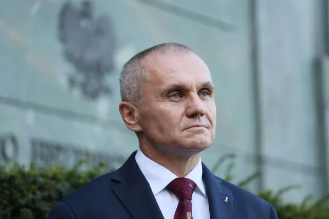 Generał Polko chwali nowego szefa MON: Wyciągnął resort z politycznych kleszczy