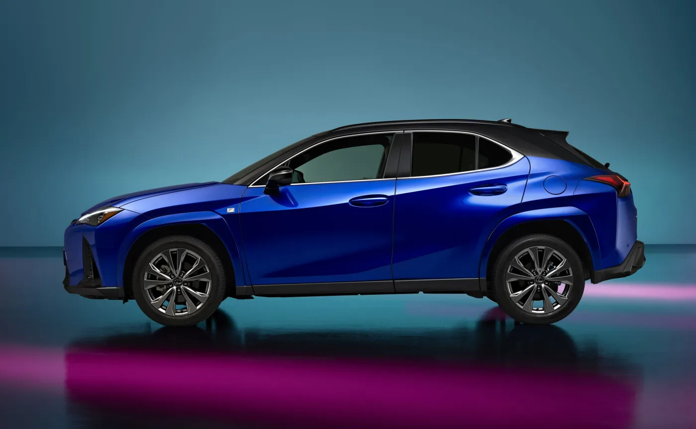 nowy-lexus-ux-300h-38113185.jpg