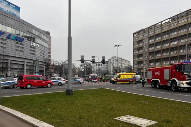 Poważny wypadek w Szczecinie, auto wjechało w tłum przechodniów. Nowe informacje o sprawcy