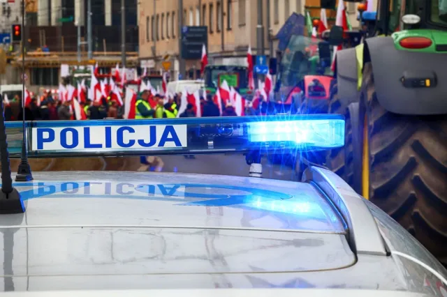 Policja niemiecka wbrew woli migrantów zostawiła ich w Polsce?