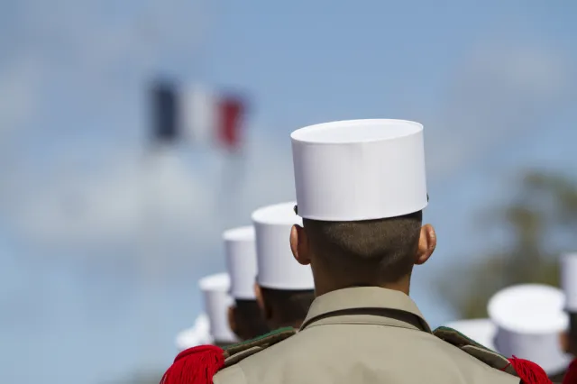 Ukraińcy z legii cudzoziemskiej zostaną zwolnieni ze służby, by w pełnym rynsztunku wrócić do kraju
