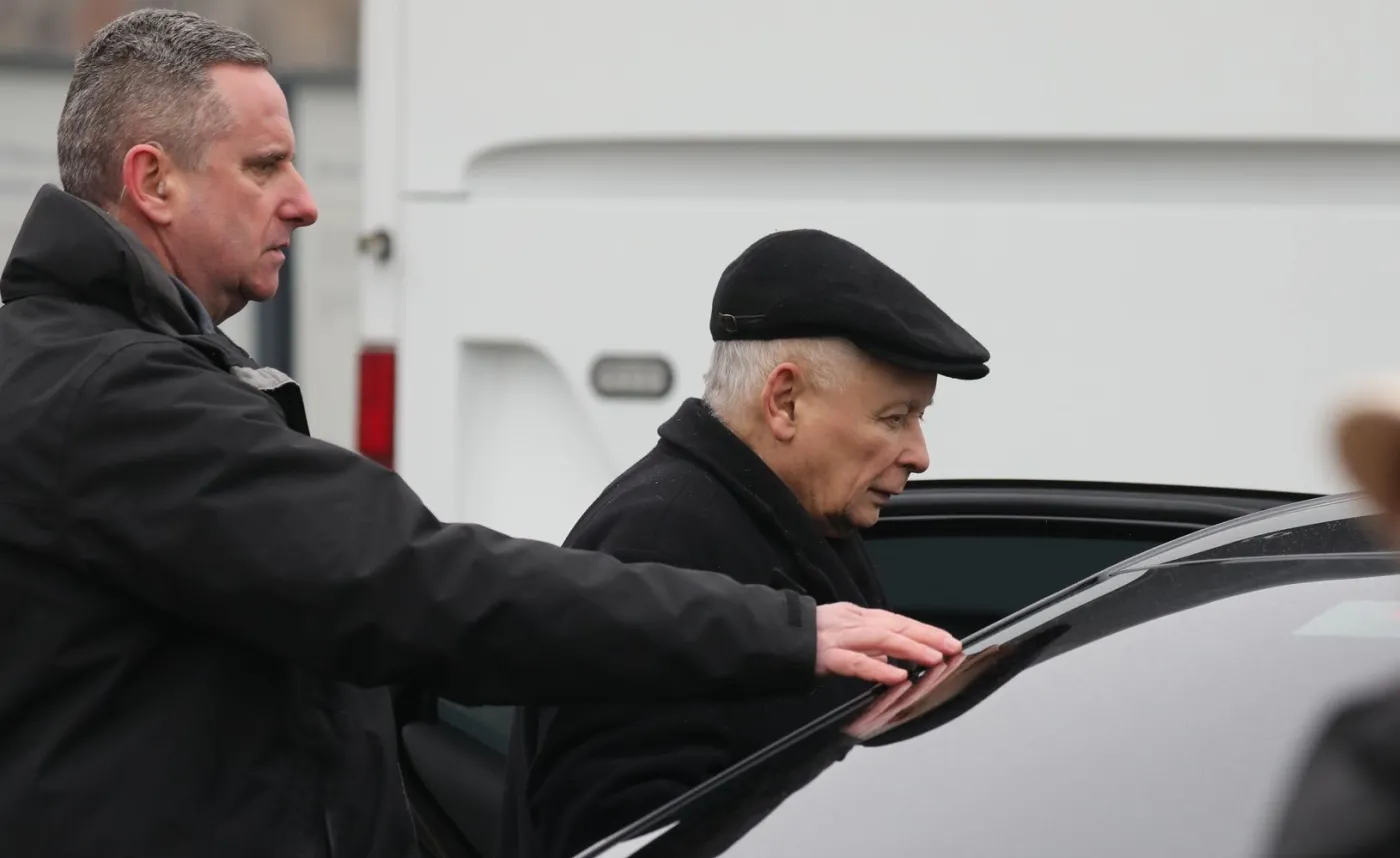 Wiceszef MON: Ochroniarze Kaczyńskiego byli zatrudnieni w Żandarmerii Wojskowej "na drugim etacie"