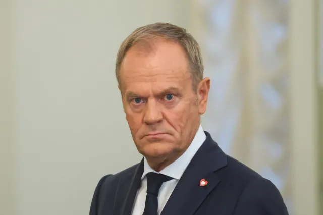 Donald Tusk podziękował ministrom. We wpisie wypomniał prezydentowi pewną decyzję