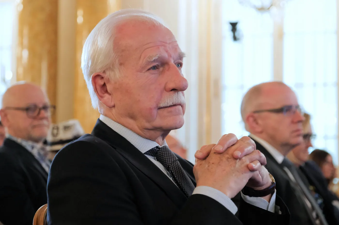 Olechowski zaskoczony. "To nie jest normalny styl Tuska"