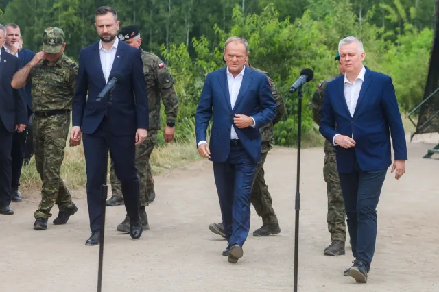 Premier do żołnierzy na granicy: Macie pełne prawo używać wszystkich dostępnych wam metod
