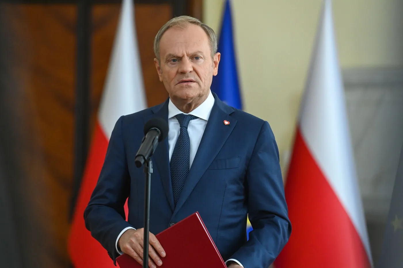 Tusk zaprasza na przedwyborczy wiec. "Spotkajmy się, by tego nie stracić"