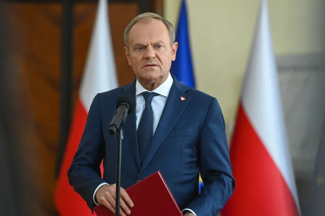 Tusk zaprasza na przedwyborczy wiec. "Spotkajmy się, by tego nie stracić"