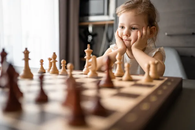 Twoje dziecko jest wyjątkowo inteligentne? 6 oznak, że jest mądrzejsze od innych