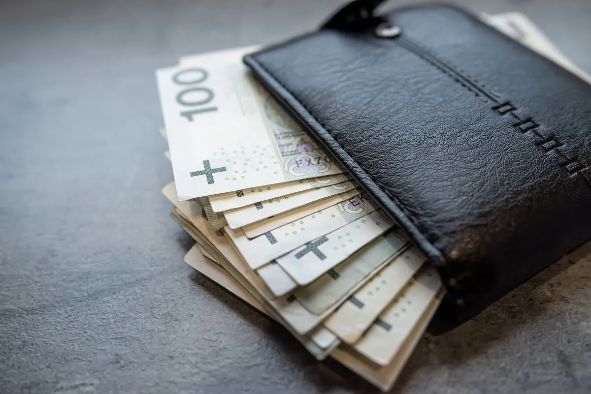 Łączenie dwóch świadczeń: Renta wdowia i wypłata gwarantowana [wzór]. Średnio nawet 30 000 zł