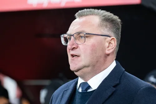 Czesław Michniewicz znalazł pracę. Kierunek bardzo egzotyczny