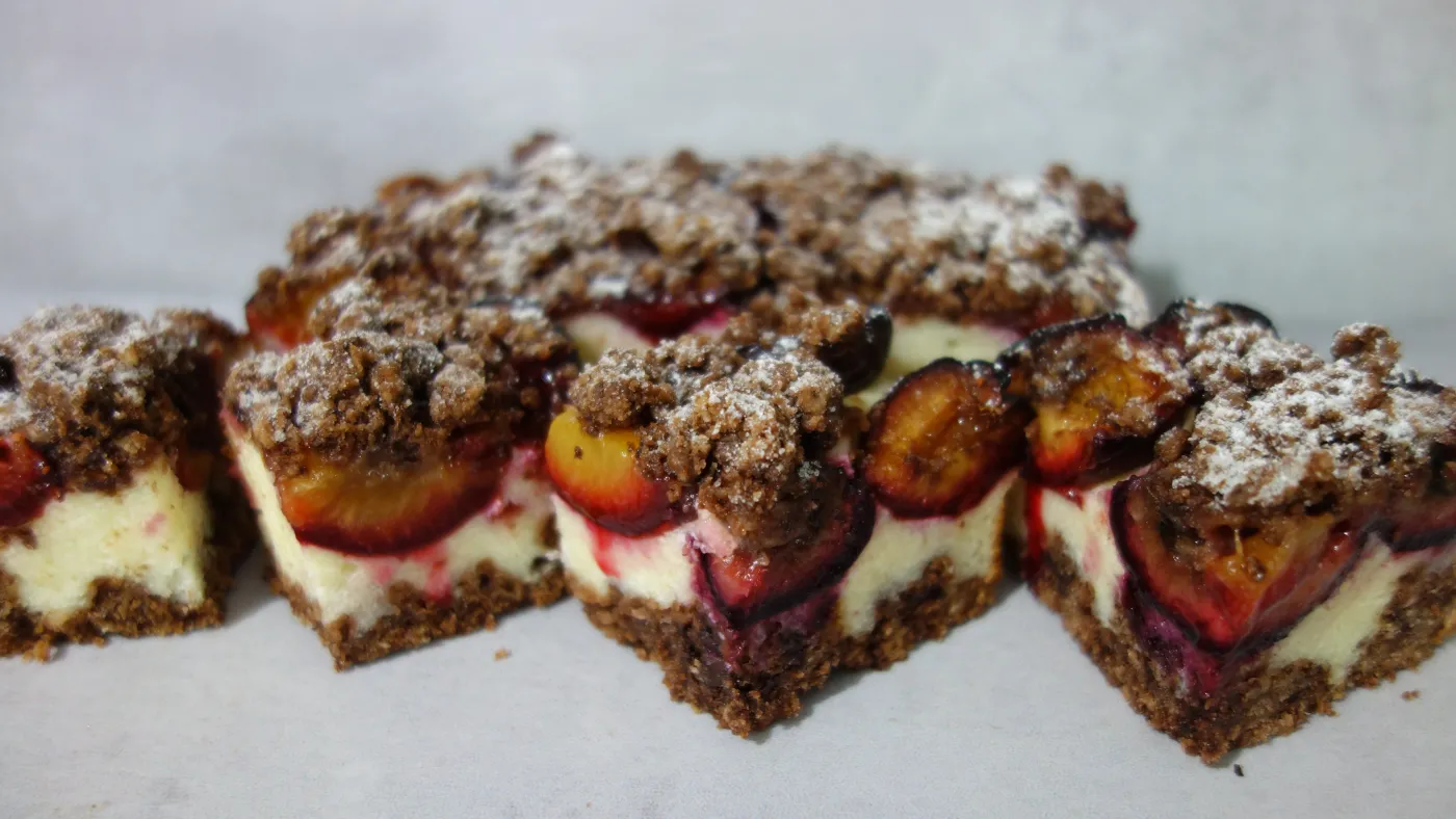 Pyszne ciasto ze śliwkami. Nowy przepis od Heni Foks