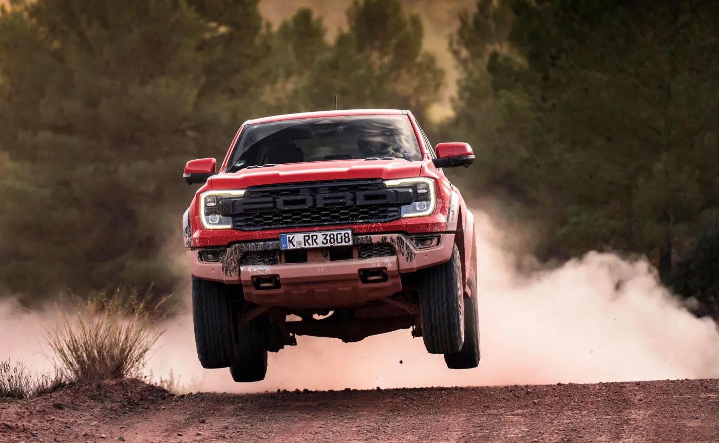 ford-ranger-raptor-37628841.jpg