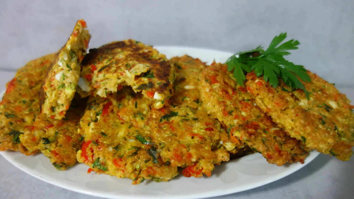 Racuchy z cukinii i płatków owsianych. Pyszny i zdrowy przepis od Heni Foks