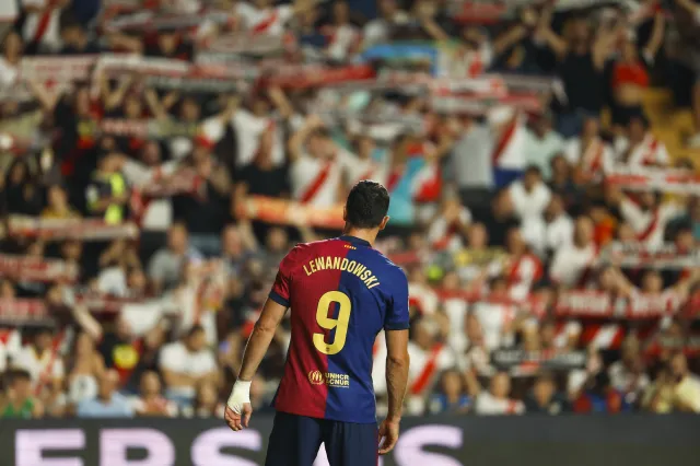 Robert Lewandowski miał wyjątkowego pecha. Hiszpańskie media surowo oceniły Polaka