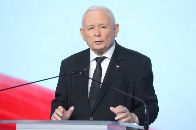 Kaczyński: Nie mam prawa wyrzucić Czarneckiego z PiS