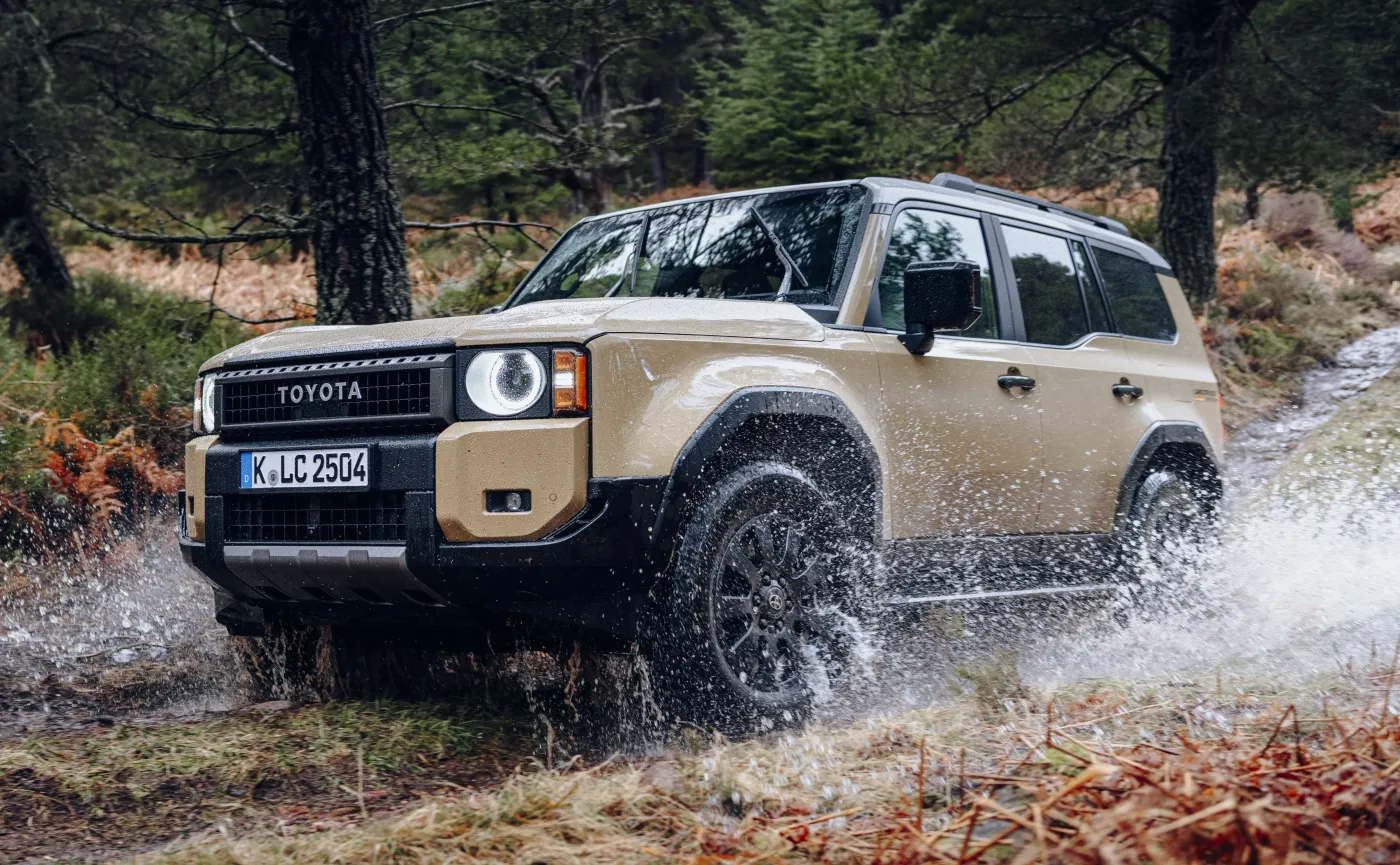toyota-land-cruiser-38298344.jpg