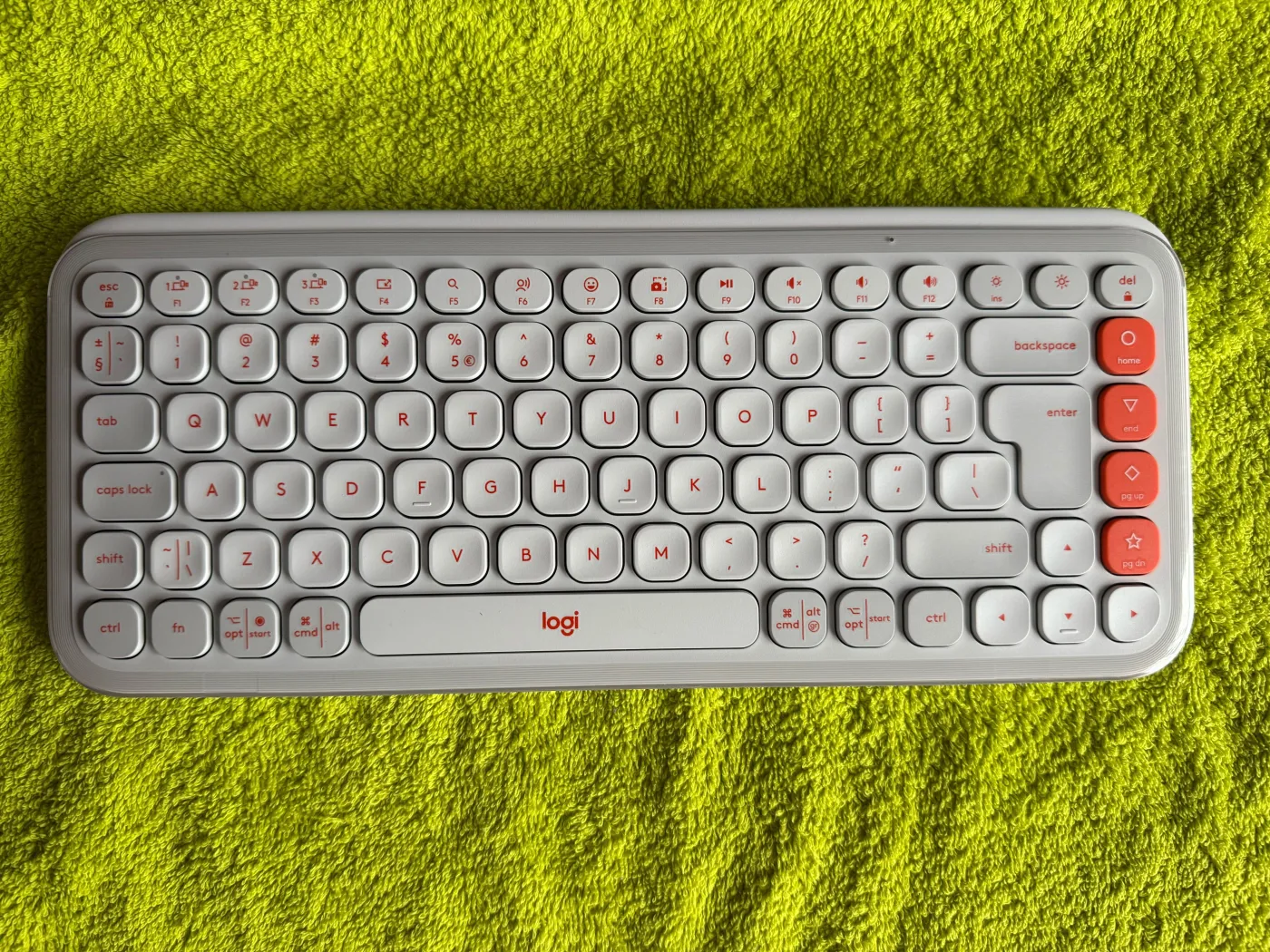logitech-pop-icon-38310973.jpg