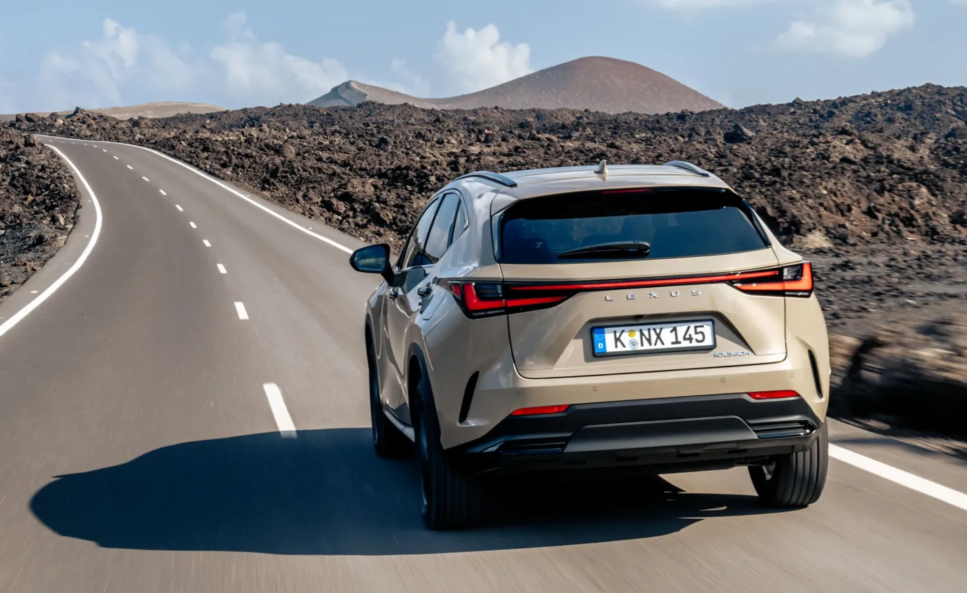 lexus-nx-overtrail-38319207.jpg