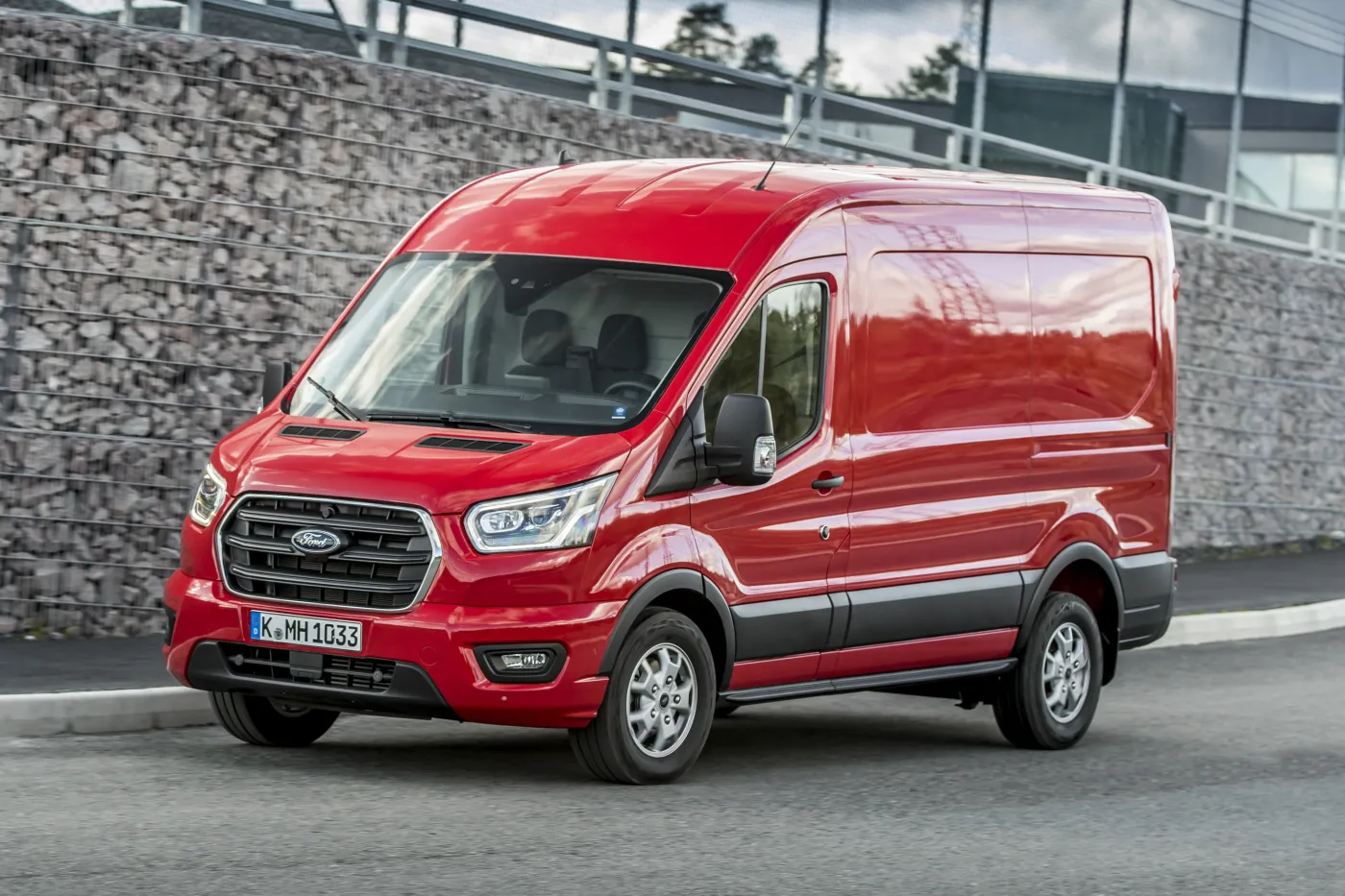 ford-transit-l2h2-37047339.jpg