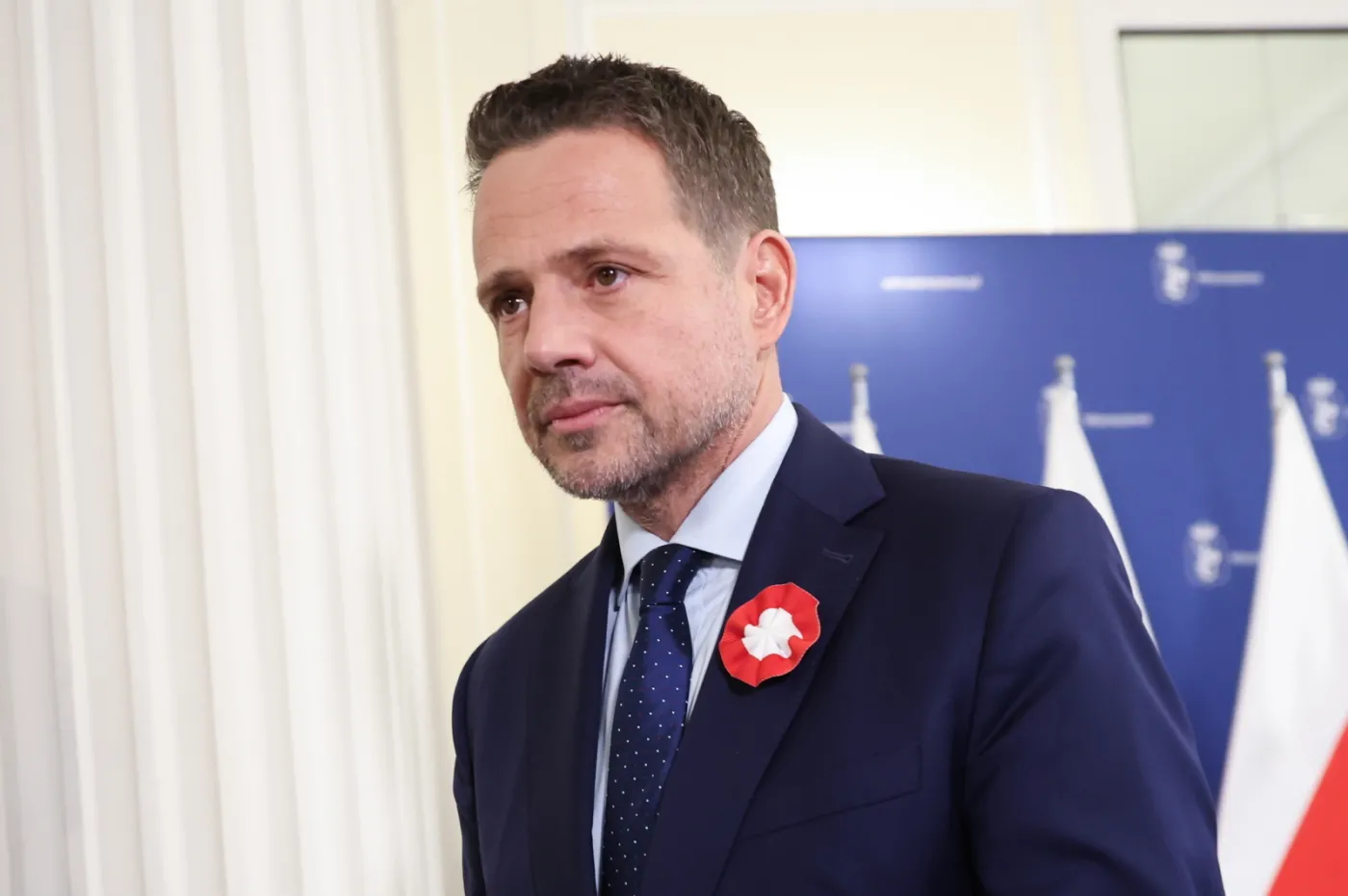 Zakazane symbole na Marszu Niepodległości. Trzaskowski zabrał głos