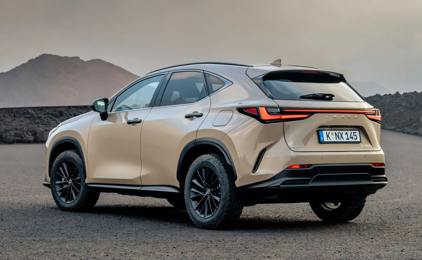 lexus-nx-overtrail-38319229.jpg