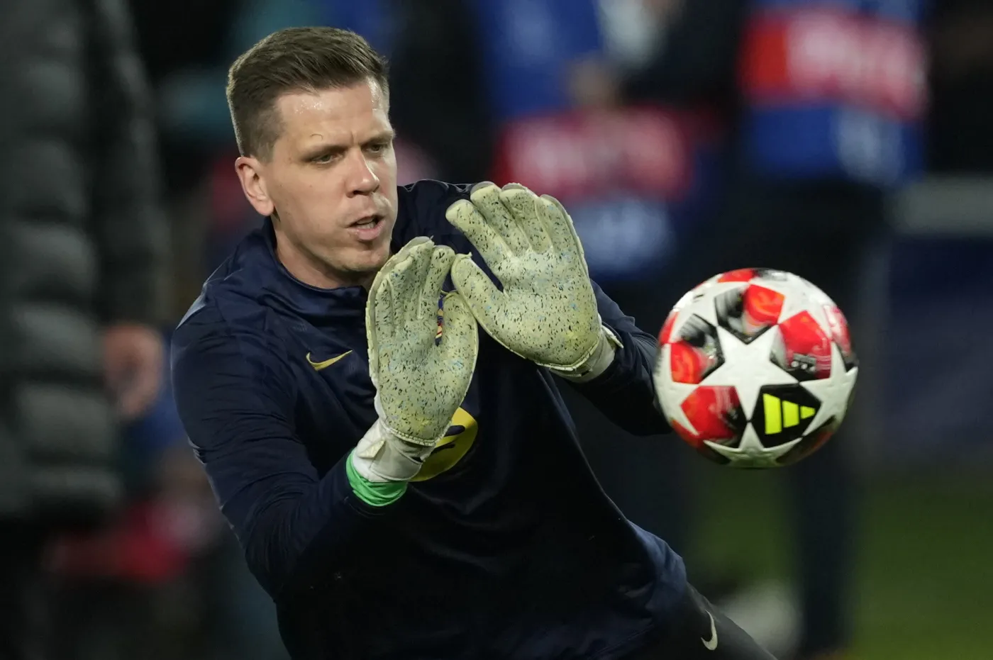 Szczęsny skapitulował dwa razy. Piłka przeleciała mu między nogami [WIDEO]