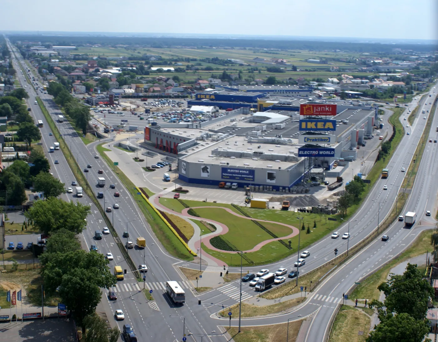 Gwałt zbiorowy na trasie Warszawa-Janki. Pięciu Latynosów oskarżonych